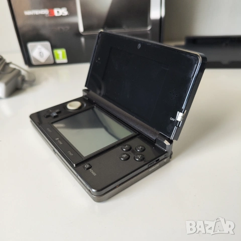 Конзола Nintendo 3ds Cosmic Black перфектна , снимка 3 - Nintendo конзоли - 55247585
