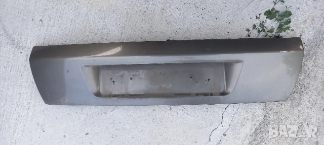 Стойка заден номер Citroen C4 Picasso