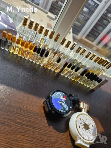 Ексклузивен лот HFC Paris: 2 пълни парфюма + 45 ориг. виалки (Limited), снимка 2 - Дамски парфюми - 54194199