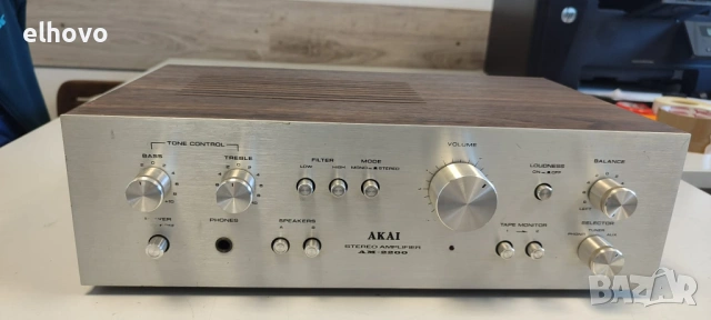 Стерео усилвател Akai AM-2200, снимка 2 - Ресийвъри, усилватели, смесителни пултове - 54865325