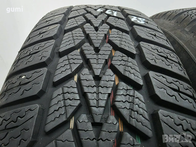 4бр зимни гуми 175/65/15 DUNLOP L06178 