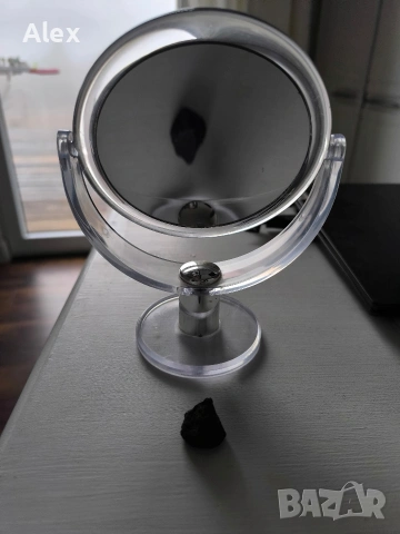 Двустранно козметично огледало, снимка 2 - Козметика за лице - 54012947