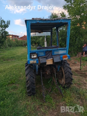 продавам трактор 25коня 4по4 , снимка 7 - Селскостопанска техника - 54837277