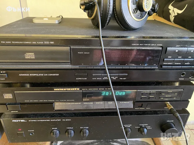 DENON DCD 680/ROTEL-RA-810A