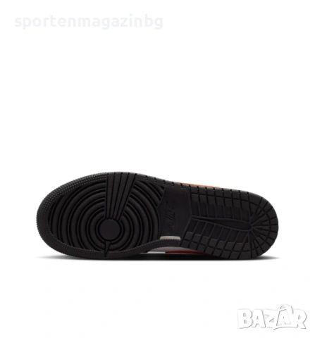Юношески кецове Nike AIR Jordan 1 LOW (GS), снимка 3 - Детски маратонки - 54781923