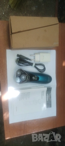 Продавам акомулаторна  испанска самобръсначка,,TAURUS,,