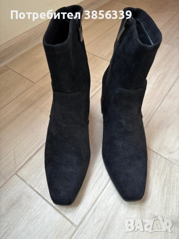 Велурени боти и панталон