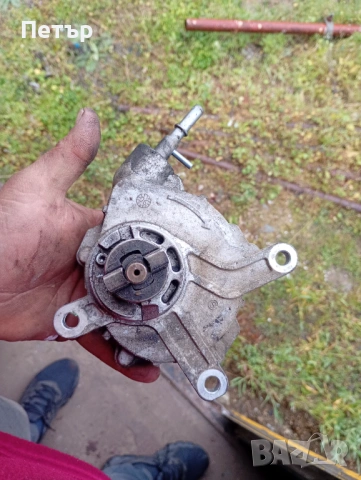 Вакуум помпа тойота Авенсис тая 4 Корола 2.0 2.2 дизел 