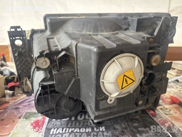 Десен фар Ленд Роувър Дискавъри 3 XBC500402 5H22 13W029 Land Rover Discovery lll, снимка 2 - Части - 55377439