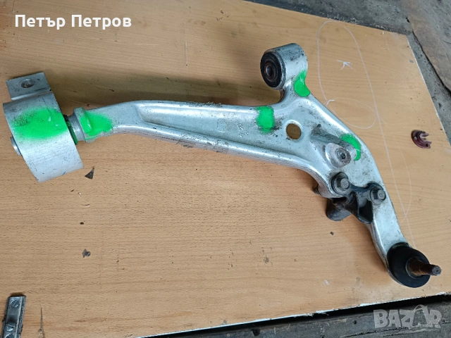 Преден десен носач на Нисан х-трал