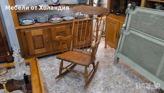 Белгийски  дървен люлеещ стол