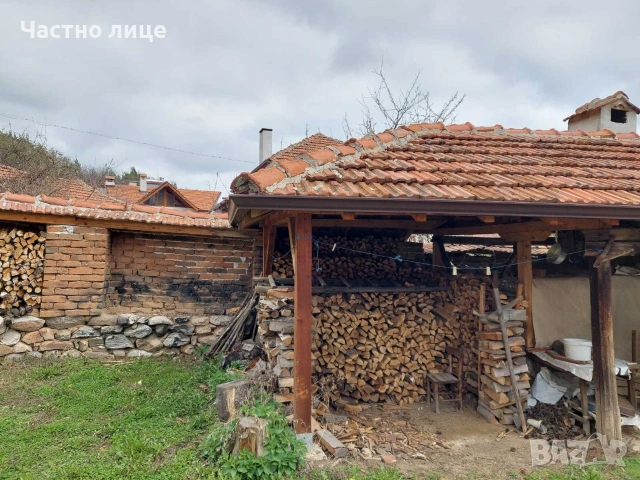 Къща с двор и гараж с.Марица от собственик , снимка 8 - Къщи - 54224111