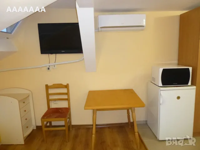 Таванско ателие под наем, снимка 4 - Стаи под наем - 55695715