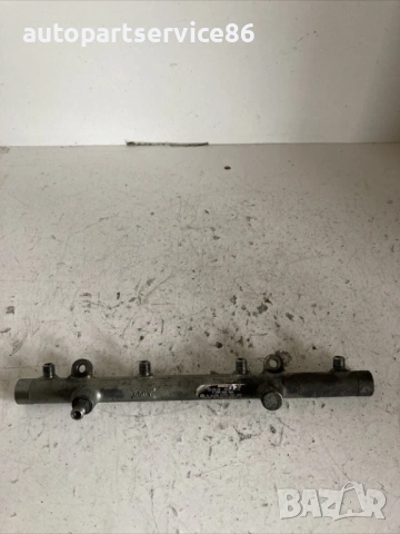 Горивна рейка дясна за Mercedes ML W163 400 CDI (2004) A6280700095