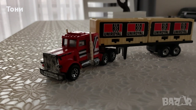 Matchbox Peterbilt convoy , снимка 2 - Коли, камиони, мотори, писти - 54359249