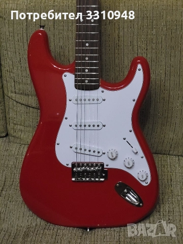 Електрическа китара Fender Squier Stratocaster, снимка 2 - Китари - 55054332