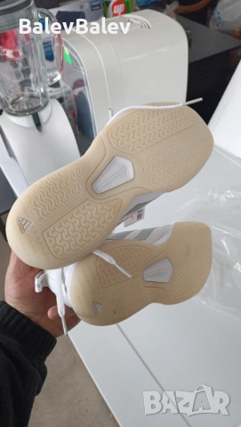 Маратонки Adidas , снимка 8 - Спортни обувки - 54239517