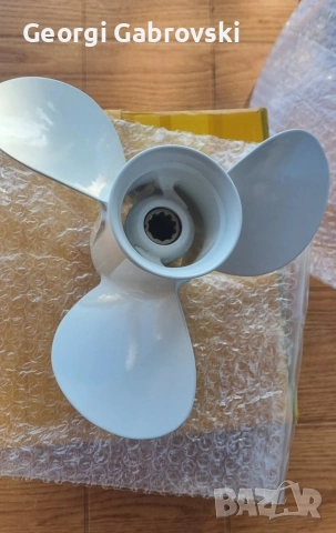 Продавам ново витло за Yamaha 20HP 25HP 30HP 9 7/8*11 1/4