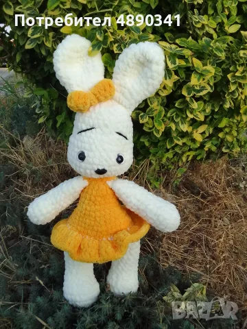 Зайчета ръчно изработени.💜💜 