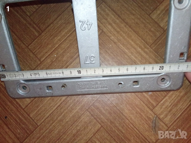 Стойка за голям телевизор , снимка 3 - Стойки, 3D очила, аксесоари - 54917126