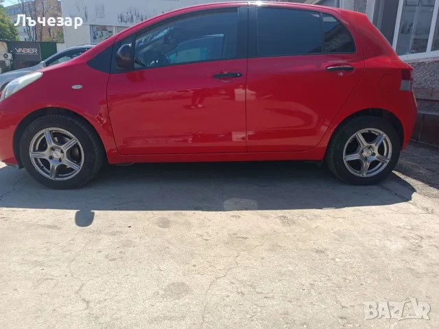 Гуми с джанти 15" за Toyota Yaris , снимка 6 - Гуми и джанти - 55641408