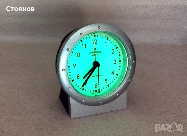 Будилник с радиоконтрол за ремонт - Junghans Mega Radio Controlled DBP 288 GH / Germany , снимка 2 - Други - 55371488