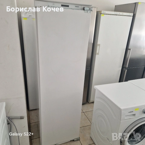 Хладилник за вграждане 177см MIELE 