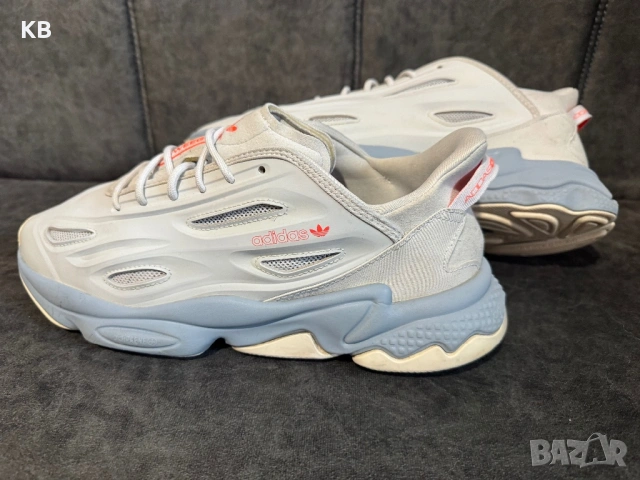 Adidas Ozweego Celox.