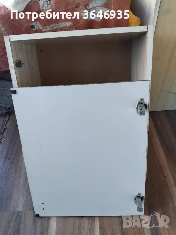 Шкафове стенни., снимка 9 - Шкафове - 55023762