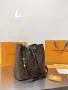 Дамска чанта Louis Vuitton NeoNoe, кожа, снимка 1