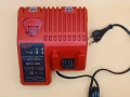 Milwaukee M12-18C зарядно, снимка 1