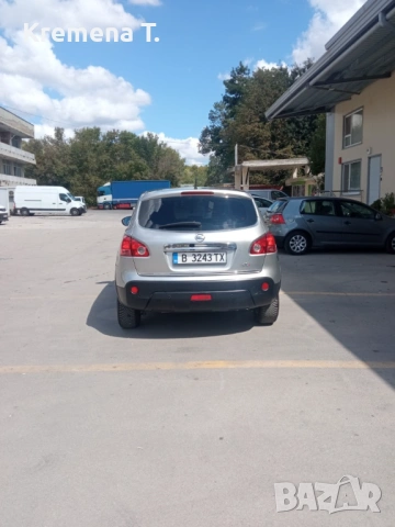 Nisan Qashqai , снимка 9 - Автомобили и джипове - 54703606