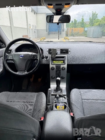 Volvo S40 2.0d, снимка 12 - Автомобили и джипове - 54694380