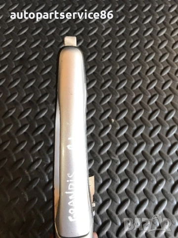 Външна дръжка на предна лява врата сребриста за Mitsubishi Grandis (2004–2009) , снимка 3 - Части - 54741455