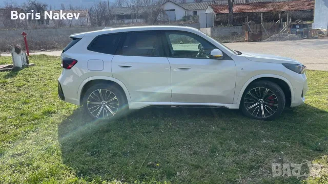 BMW iX1 eDrive20, снимка 4 - Автомобили и джипове - 55413599