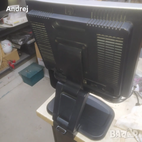 монитор monitor HP, снимка 4 - Монитори - 54426847