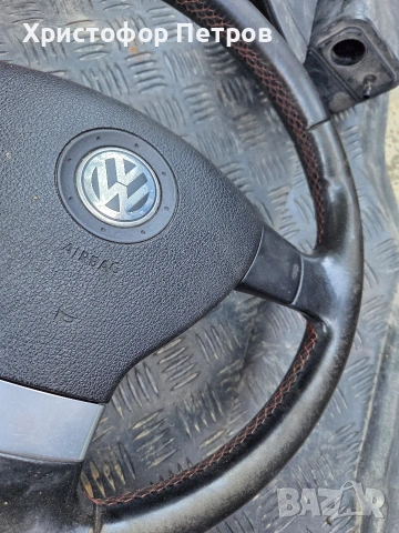трълъчев волан за vw golf 5/passat 6/ caddy/jetta, снимка 2 - Части - 55040341