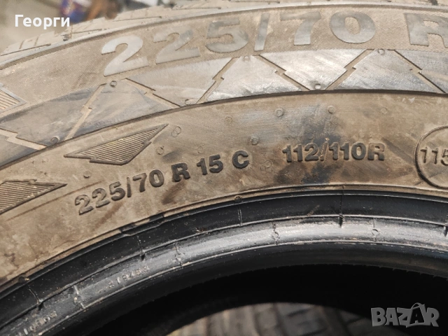 2бр.зимни гуми 225/70/15C Continental, снимка 3 - Гуми и джанти - 54063286