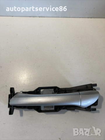 Външна дръжка предна лява врата сребрист хром за Mercedes W211 (2007)