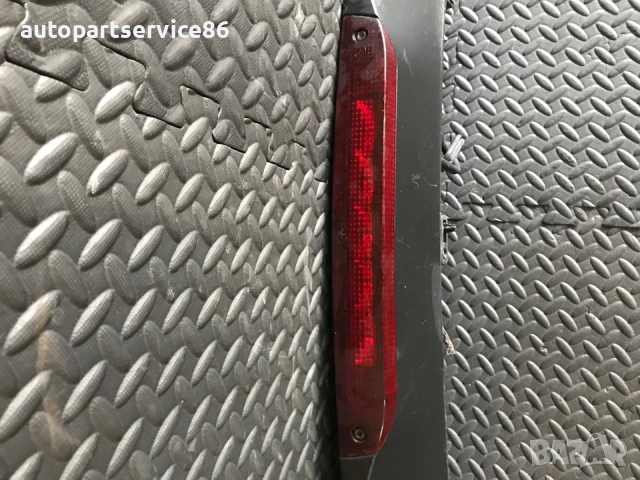 Заден спойлер с трета стоп светлина черен за Ford Focus (2003-2007) 4M51-A44210-Aj, снимка 3 - Части - 55050221