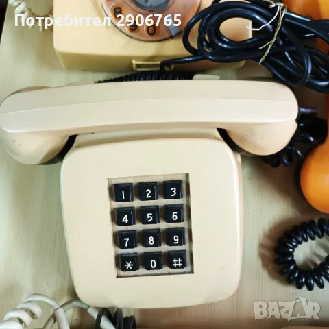 Стари телефони и станция, снимка 3 - Антикварни и старинни предмети - 55484979