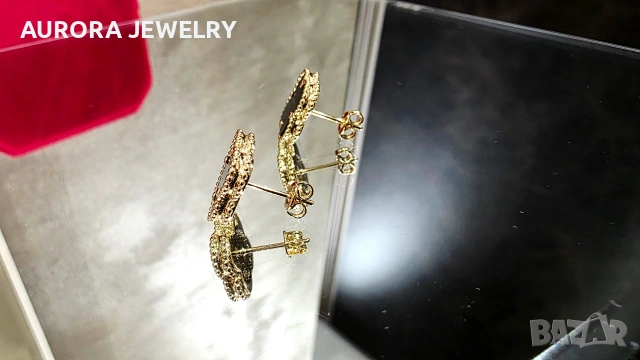 Van Cleef & Arpels VCA Gold Black Onyx Vintage Alhambra Stud Дамски Обеци с Винт, снимка 6 - Обеци - 54709949