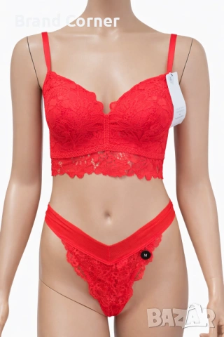 Дамски комплект бельо Hunkemöller – сутиен 70E и бикини M