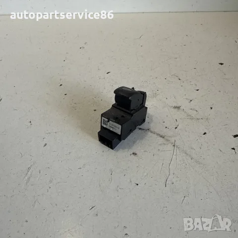Бутон за управление на електрическия прозорец за Volvo XC60 2.4 TDI (2011) 31272012 OEM, снимка 2 - Части - 55654389