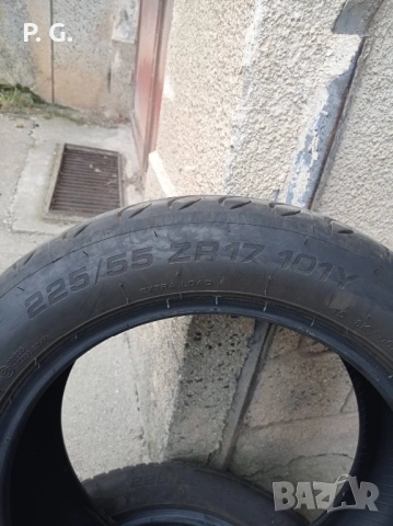 Продавам комплект летни гуми 225/55 R17 , снимка 2 - Гуми и джанти - 54372543