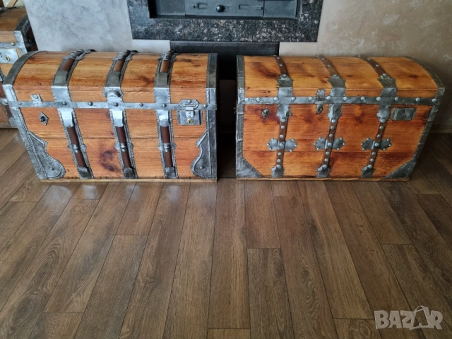 Стар дървен сандък/ракла/скрин