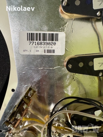 Pre-Wired Strat Pickguard , снимка 3 - Китари - 55259166