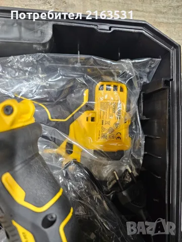 Комплект винтоверт и гайковерт Dewalt DCK2062D2, снимка 2 - Винтоверти - 55679180