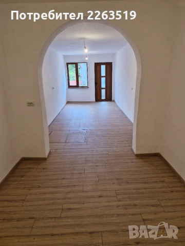 Ремонтирана самостоятелна двуетажна къща , снимка 3 - Къщи - 55169246
