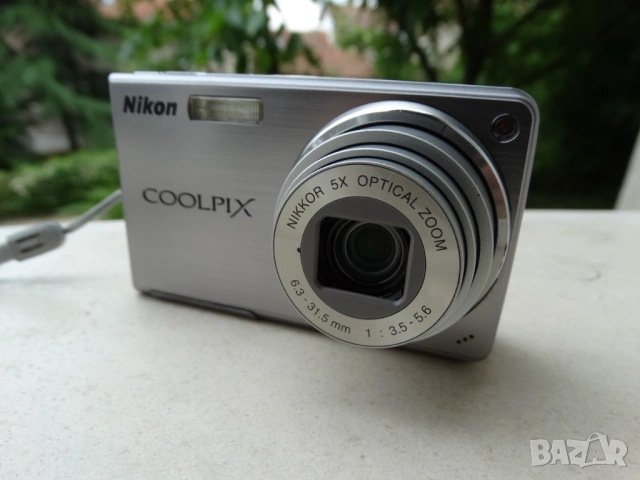 Nikon COOLPIX S550 ...